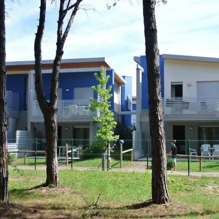 Two-story Terraced Near The Shores In Apartment